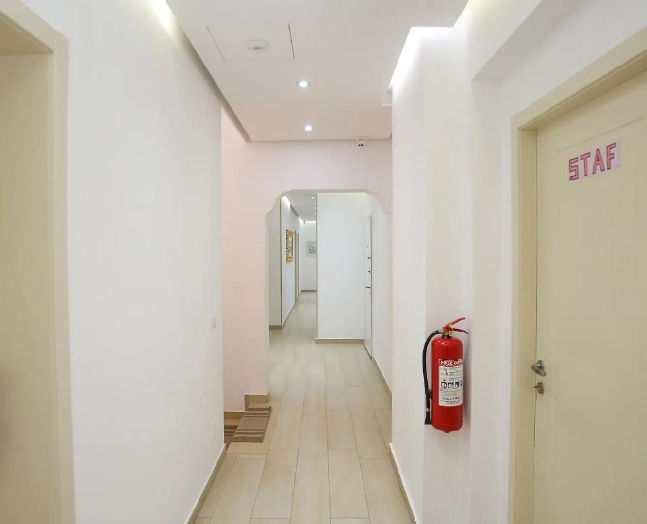 Rio Boutique Hotel Vlorë 4*,